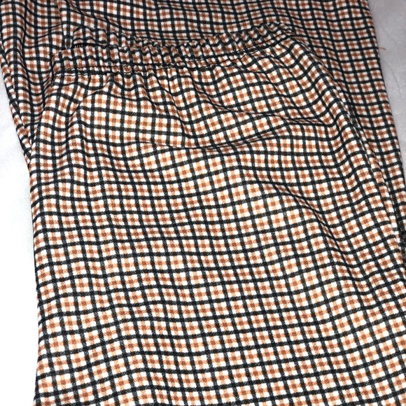 ✨Checkered Flared Pants ✨ - Picture 2 of 5